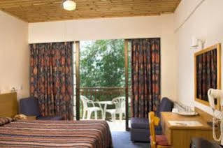 Pendeli Hotel ปลาเตรส ภายนอก รูปภาพ